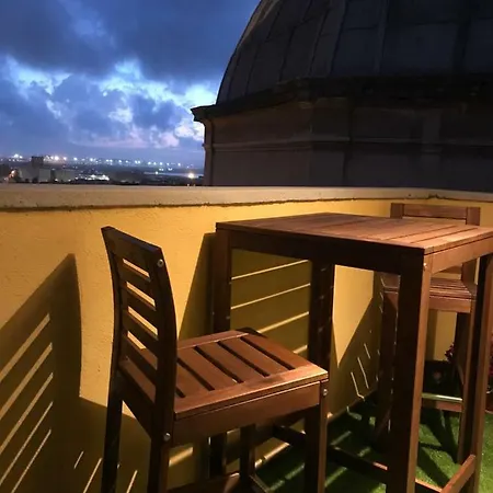 Centro Storico Via Manno アパート