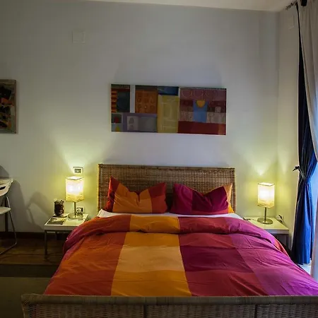 Apartment Centro Storico Via Manno *
