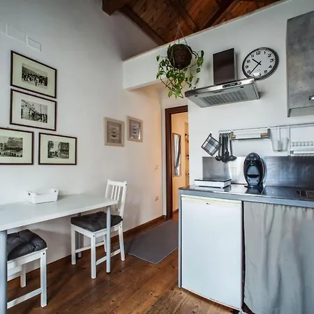 Apartment Centro Storico Via Manno *