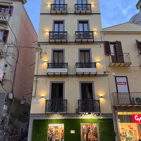Apartamento Centro Storico Via Manno Cagliari