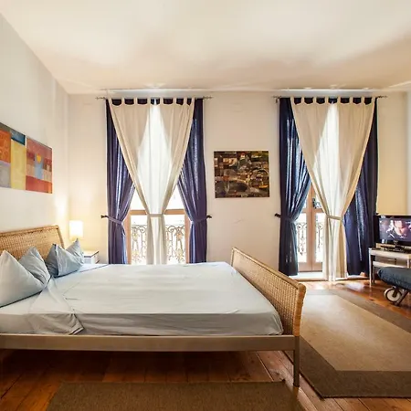 Centro Storico Via Manno Lejlighed