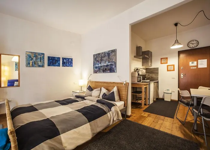 Centro Storico Via Manno *