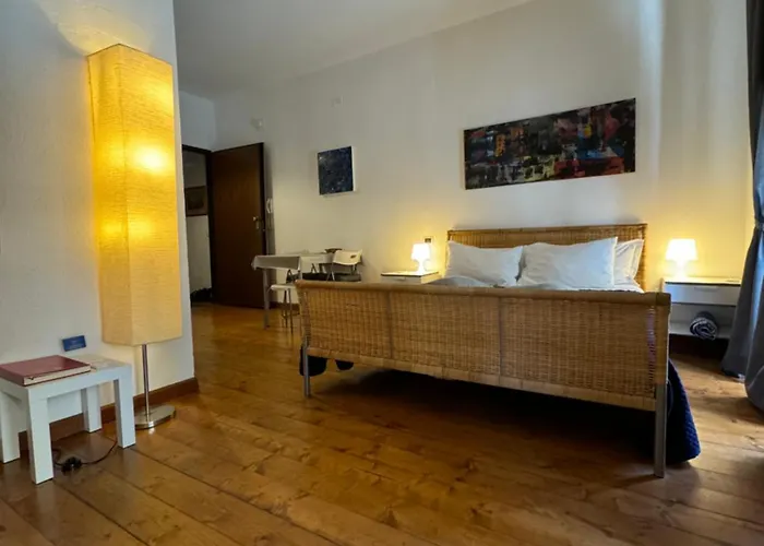 Apartment Centro Storico Via Manno *