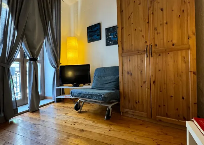 Centro Storico Via Manno Apartment